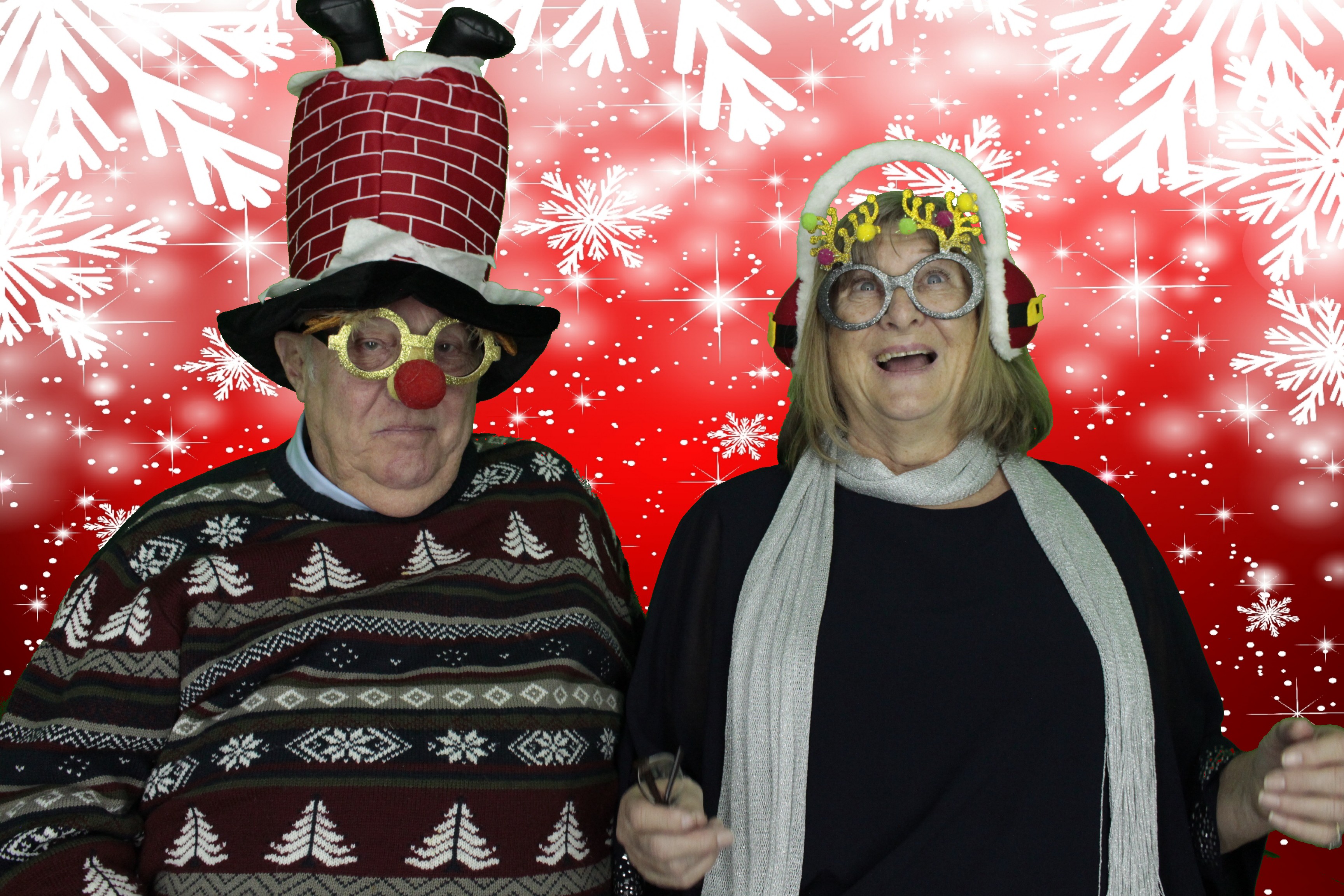Silvermere Christmas Party | View more photos from the event at gallery.myphotoboothexperience.co.uk/u/MyPhotoBoothExperienceLtd/Silvermere-Christmas-Party-3